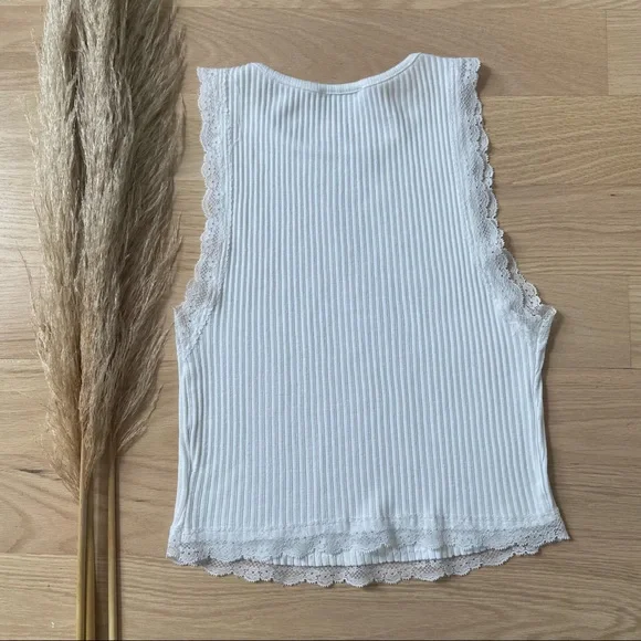 Zara Muscle Cut Ribbed Tank - Picture 5 of 7